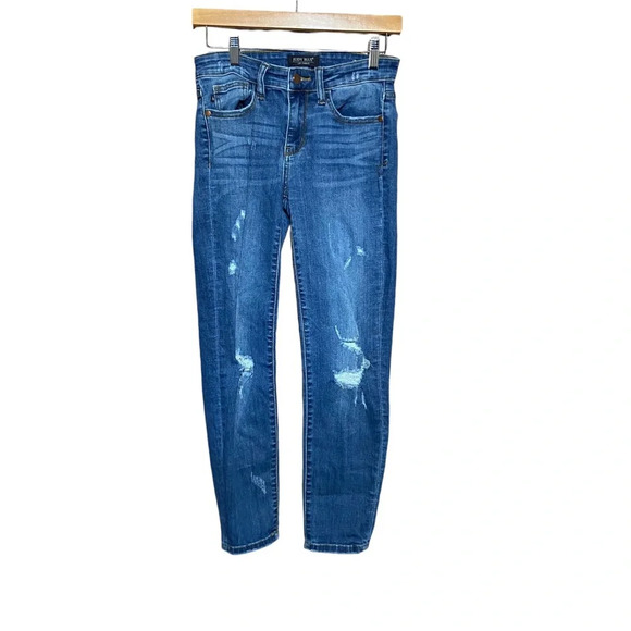 Judy Blue Distressed Relaxed Fit JB8271dk Size 7 /‎ 28 - Picture 1 of 8
